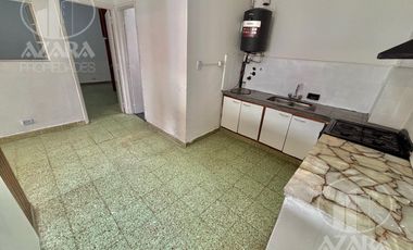 PH 3 AMBIENTES EN PLANTA BAJA  EN ALQUILER CON UN PATIO