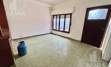 PH 3 AMBIENTES EN PLANTA BAJA  EN ALQUILER CON UN PATIO