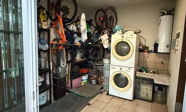 Casa en venta en Valle Imperial Jardines del Palacio Real