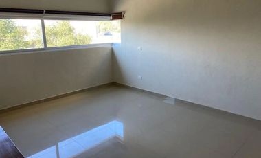 Casa en venta en Valle Imperial Jardines del Palacio Real