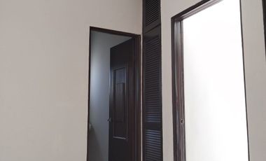 CASA EN RENTA EN CUMBRES