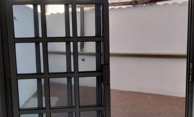 CASA EN RENTA EN CUMBRES