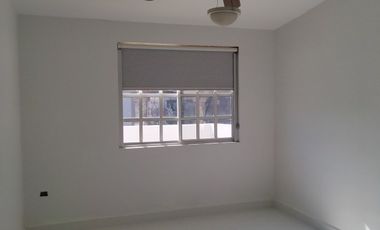 CASA EN RENTA EN CUMBRES