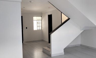 CASA EN RENTA EN CUMBRES