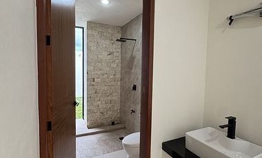 CASA EN PRIVADA NADIRA EN CONKAL, YUCATAN