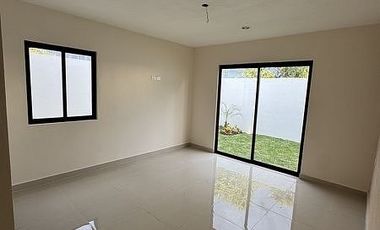 CASA EN PRIVADA NADIRA EN CONKAL, YUCATAN