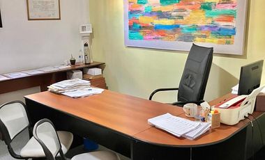 Local en  EXCELENTE UBICACION