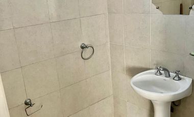 Local en  EXCELENTE UBICACION