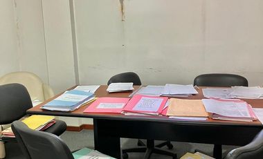 Local en  EXCELENTE UBICACION