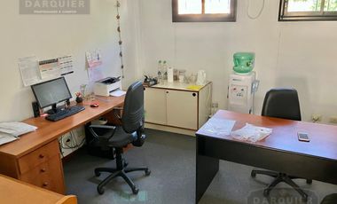 Local en  EXCELENTE UBICACION