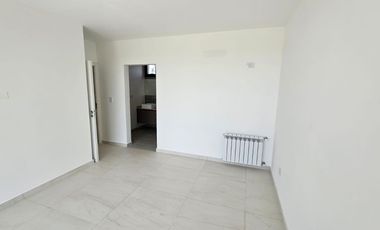 Casa Venta en Distrito Sur. 3 dormitorios escritorio