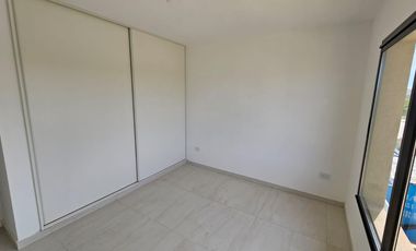 Casa Venta en Distrito Sur. 3 dormitorios escritorio