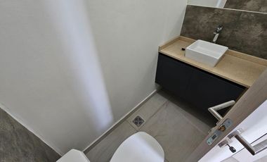 Casa Venta en Distrito Sur. 3 dormitorios escritorio