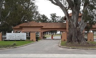 TERRENO EN VENTA FRENTE A LA LAGUNA BARRIO SAN LUCAS