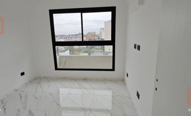 Departamento en  Alquiler 2 ambientes con cochera Morón