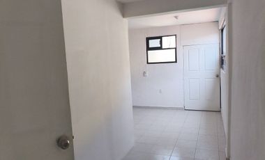 Se Renta Oficina en Los Pirules