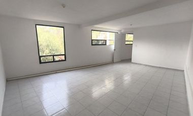 Se Renta Oficina en Los Pirules