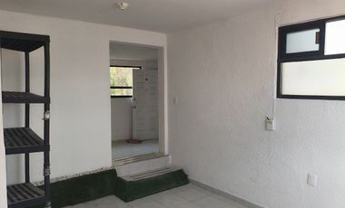 Se Renta Oficina en Los Pirules