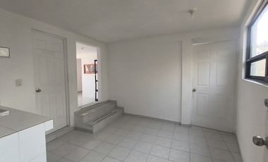 Se Renta Oficina en Los Pirules