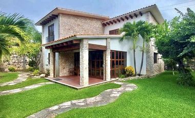 CASA EN VENTA OAXTEPEC