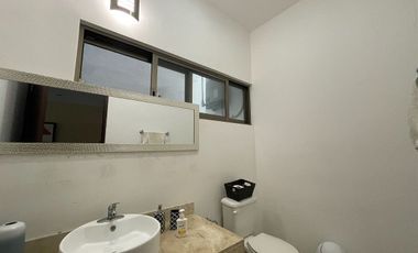 Casa en Renta amueblada en Conkal con paneles Solares