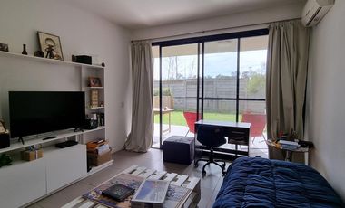 Departamento 2 amb en Las Liebres en venta.