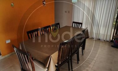 Excelente vivienda en Costa del Este