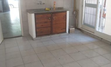 Departamento PH en Alquiler de 1 Ambiente, Sin Expensas - Martinez