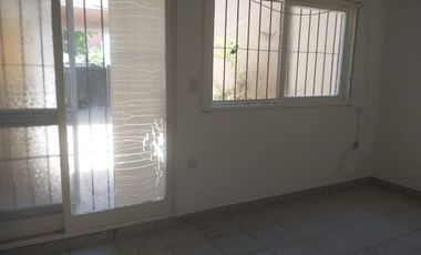 Departamento PH en Alquiler de 1 Ambiente, Sin Expensas - Martinez