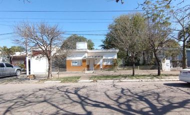 Casa en zona centrica de Villa Angela - Chaco