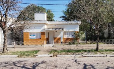 Casa en zona centrica de Villa Angela - Chaco