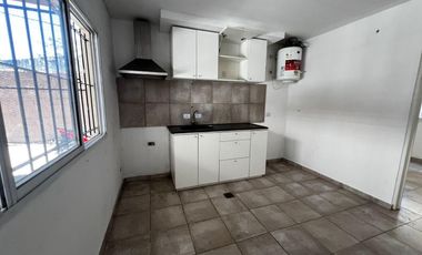 Alquiler en las Tunas 2 ambientes PH