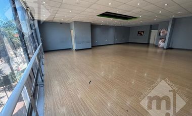 Local en S.Fer.-Vias/Centro