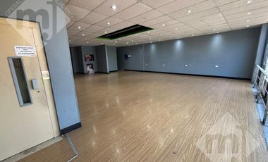 Local en S.Fer.-Vias/Centro