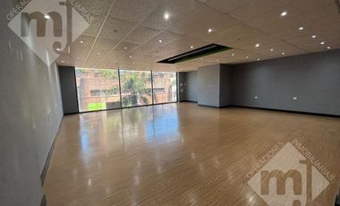 Local en S.Fer.-Vias/Centro