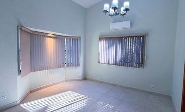 CASA EN RENTA DE UN NIVEL, COL MADERO (CACHO), TIJUANA