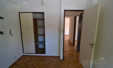 Alquiler Departamento 4 ambientes frente balcón Boulevard Pque. Saavedra