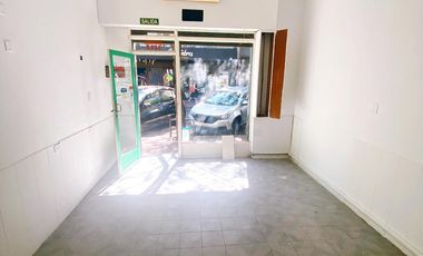 Local en  alquiler en San Fernando centro.