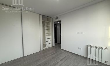 Casa duplex en condominio cerrado - Adrogué