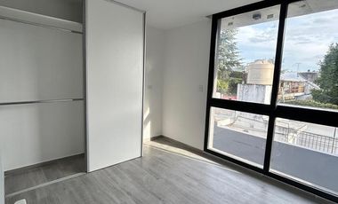 Casa duplex en condominio cerrado - Adrogué