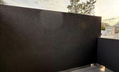 Casa duplex en condominio cerrado - Adrogué