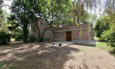 Venta - Casa - Barrio Los Pinos - Exaltación de la Cruz