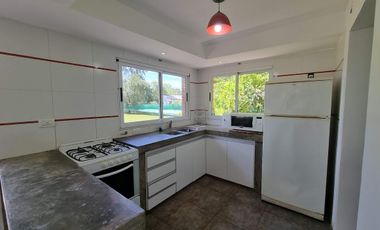 Venta - Casa - Barrio Los Pinos - Exaltación de la Cruz