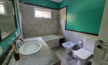 Venta - Casa - Barrio Los Pinos - Exaltación de la Cruz