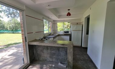 Venta - Casa - Barrio Los Pinos - Exaltación de la Cruz