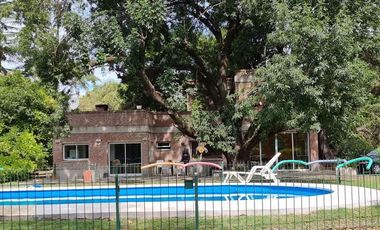 Venta - Casa - Barrio Los Pinos - Exaltación de la Cruz