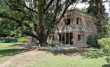 Venta - Casa - Barrio Los Pinos - Exaltación de la Cruz