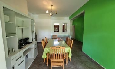 Venta - Casa - Barrio Los Pinos - Exaltación de la Cruz