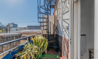 VENTA PH 2 AMBIENTESEN LA BOCA CON TERRAZA