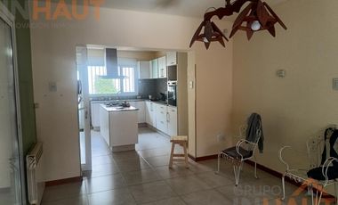 Venta de Casa de 2 habitaciones área centro